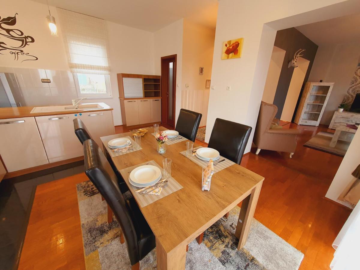Adel Apartman Miskolc Exterior foto